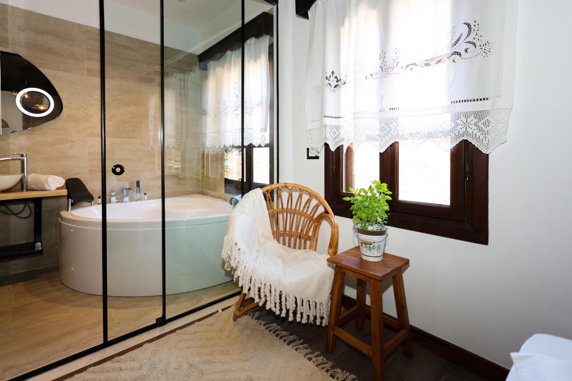 Ador Boutique Hotel Berat Exterior foto