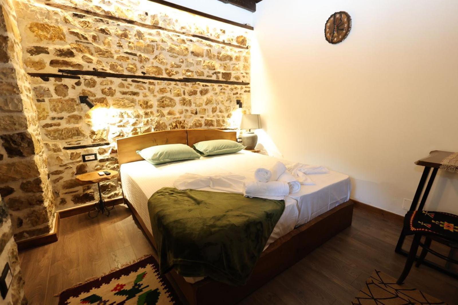 Ador Boutique Hotel Berat Exterior foto