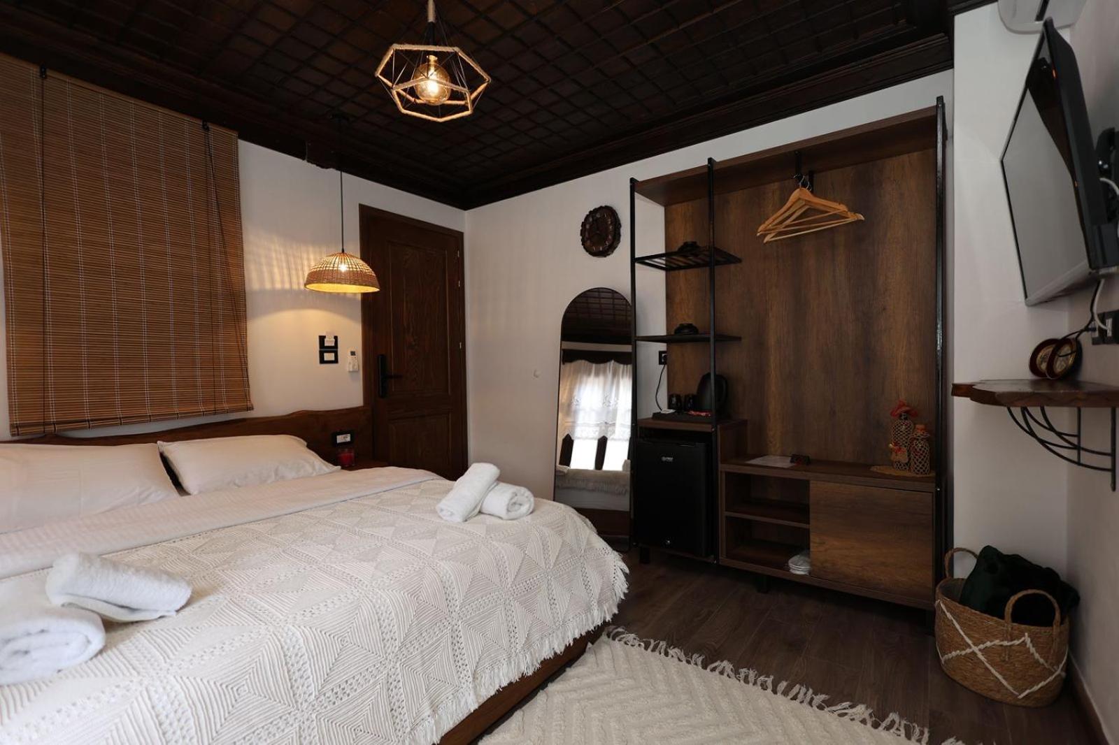 Ador Boutique Hotel Berat Exterior foto